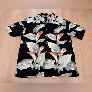 Tommy Bahama Shirt Mens Size M Hawaiian Button Up Calla Lily Tropical Leaf